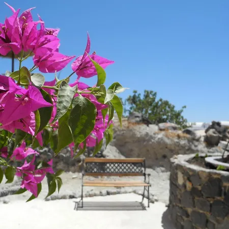 Holiday home Xerolithia *