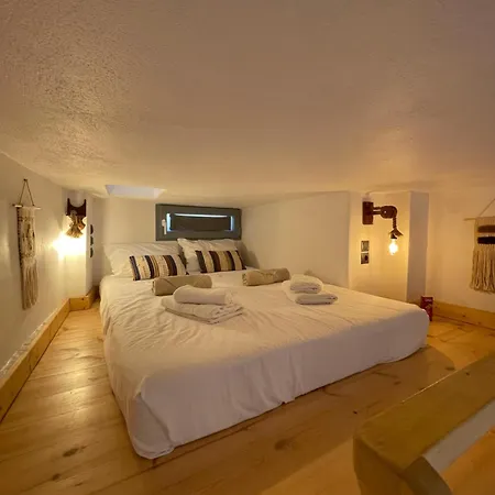 Xerolithia Holiday home Exo Gonia